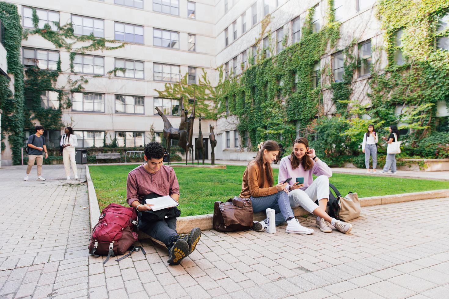 English Intensive Program | About us